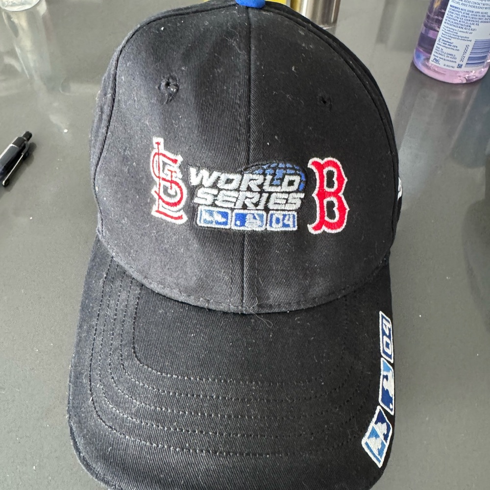 World Series 2004 Black Baseball Cap